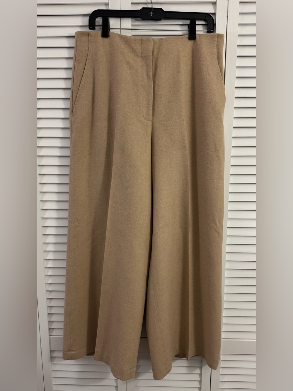 EUC Lafayette 148 PCropped Pants Beige Women's Wool Size 12